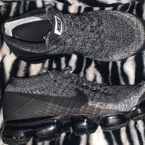 Pre-owned Nike vapormax